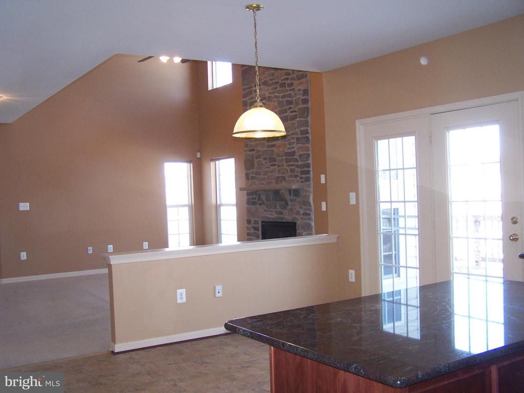 965 DEVONSHIRE CIRCLE