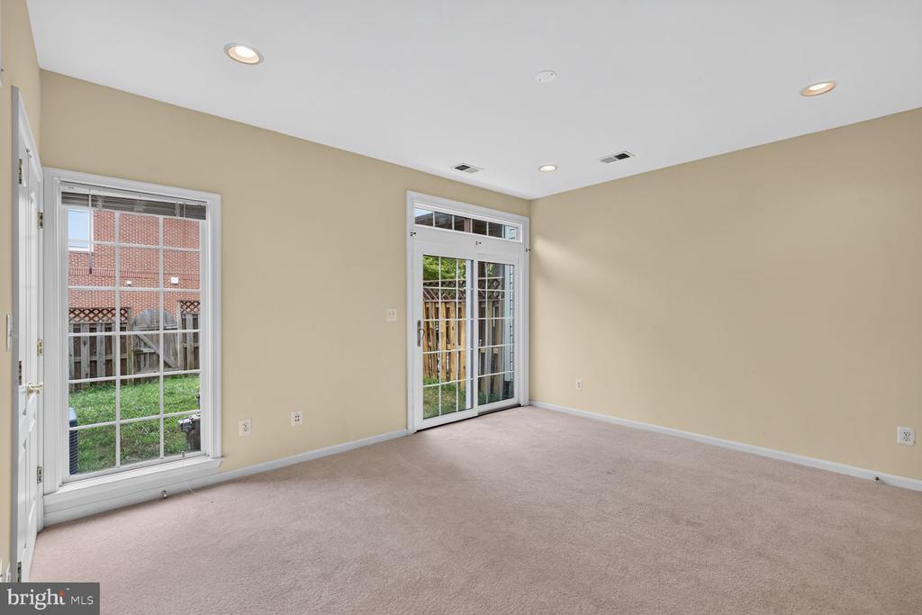 21929 BAYARD TERRACE