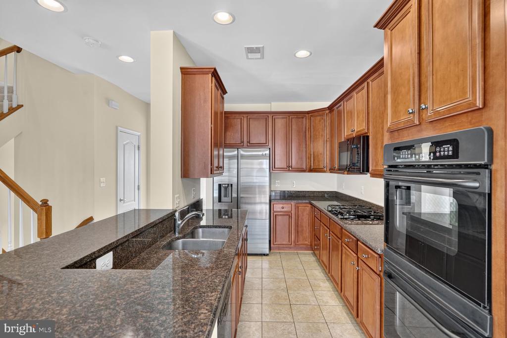 21929 BAYARD TERRACE