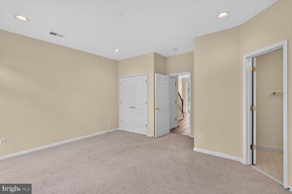 21929 BAYARD TERRACE