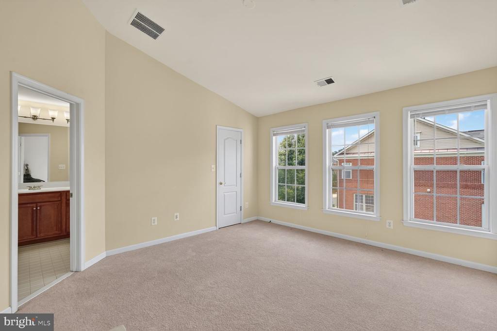 21929 BAYARD TERRACE
