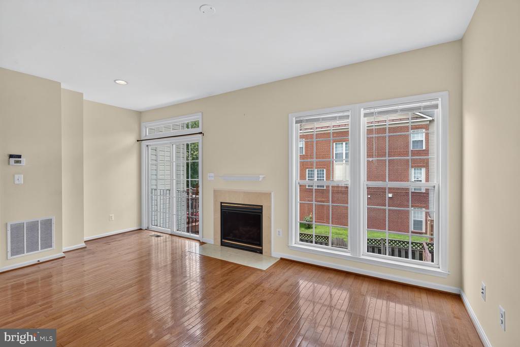 21929 BAYARD TERRACE