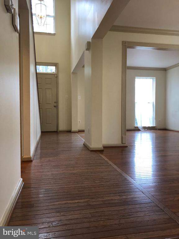 6921 CONLEY PLACE