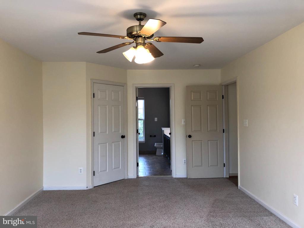 6921 CONLEY PLACE