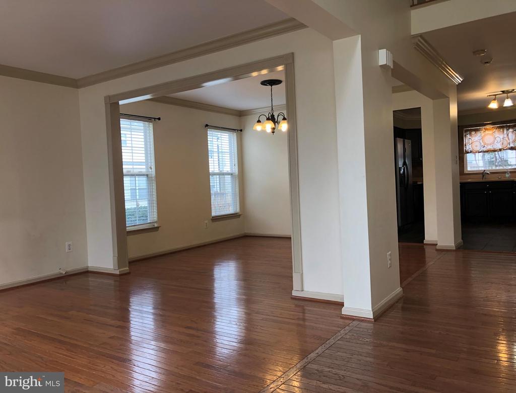 6921 CONLEY PLACE