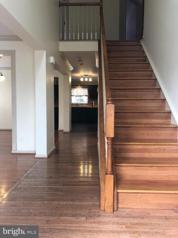 6921 CONLEY PLACE