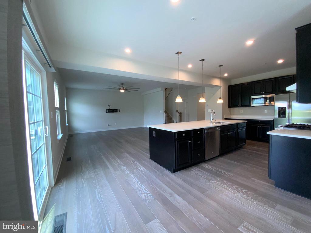 11185 WHEELER RIDGE DRIVE