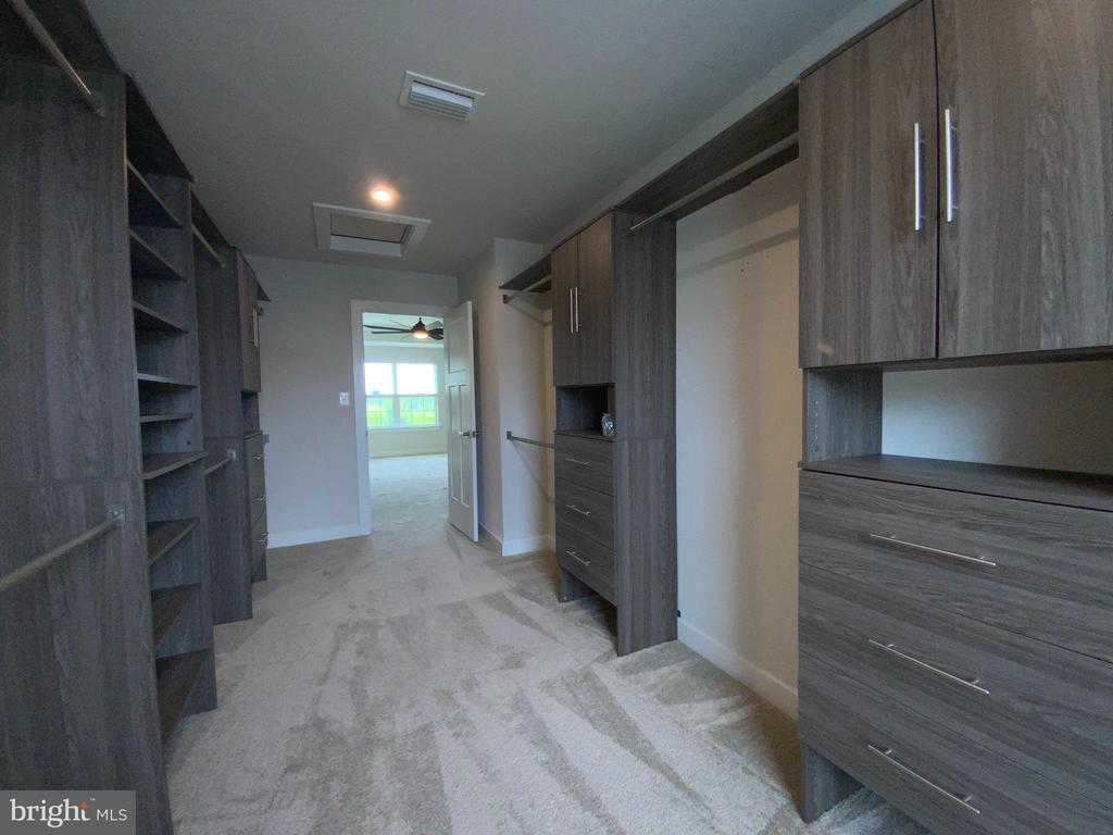 11185 WHEELER RIDGE DRIVE