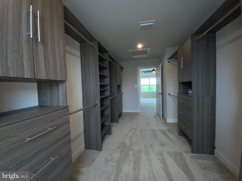 11185 WHEELER RIDGE DRIVE