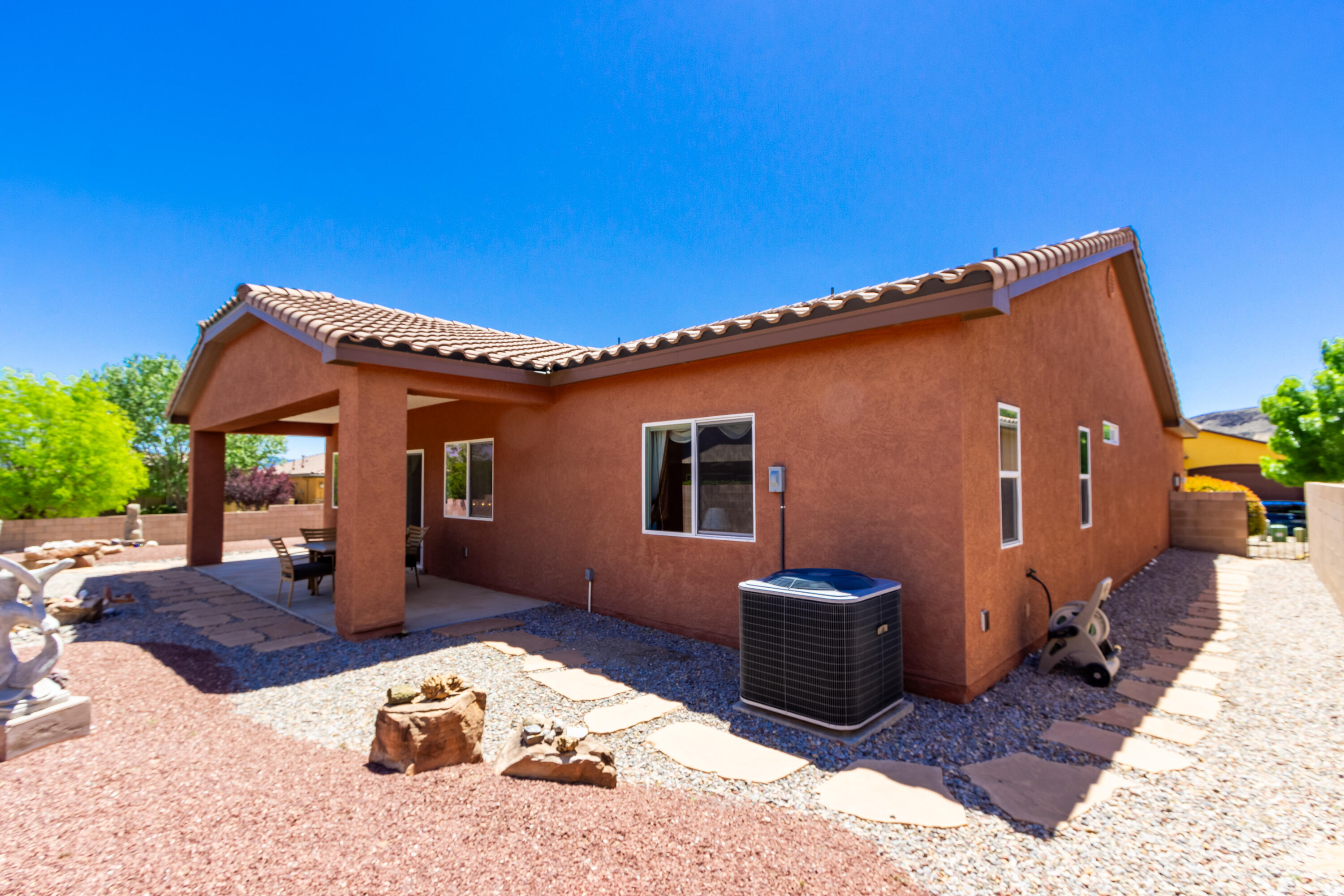 451 Zuni River Circle SW