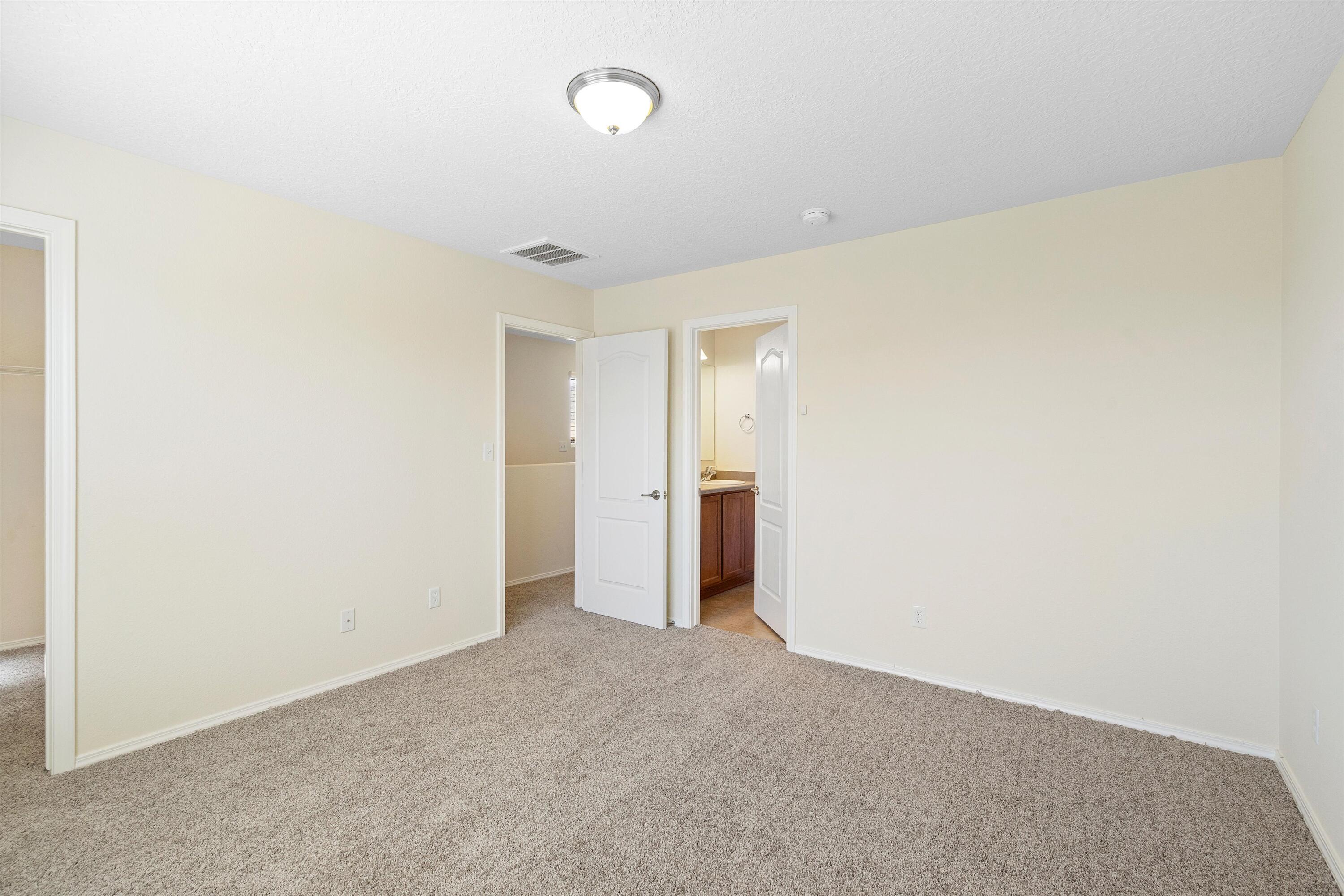 10832 Crissy Field Way NE