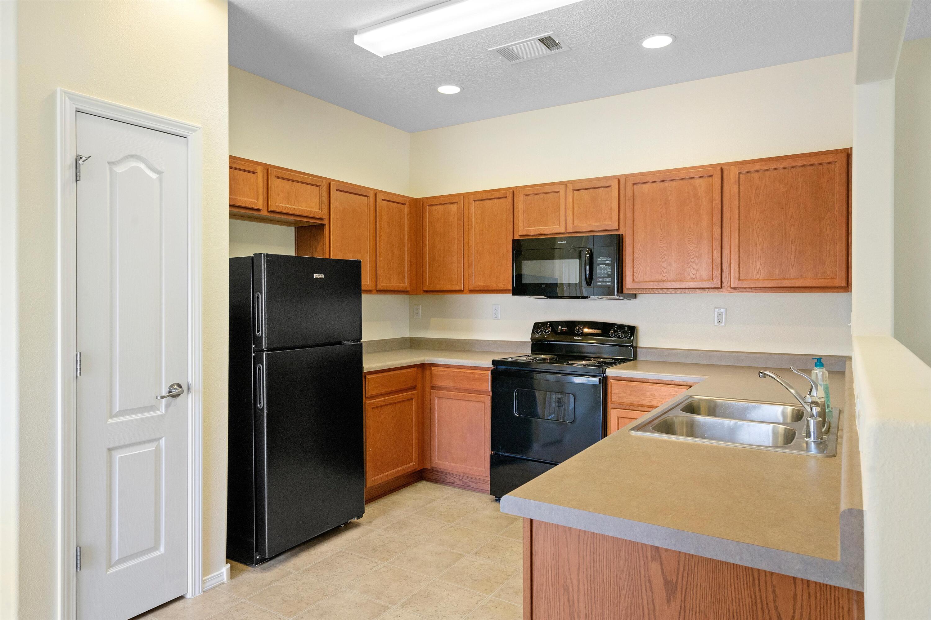 10832 Crissy Field Way NE
