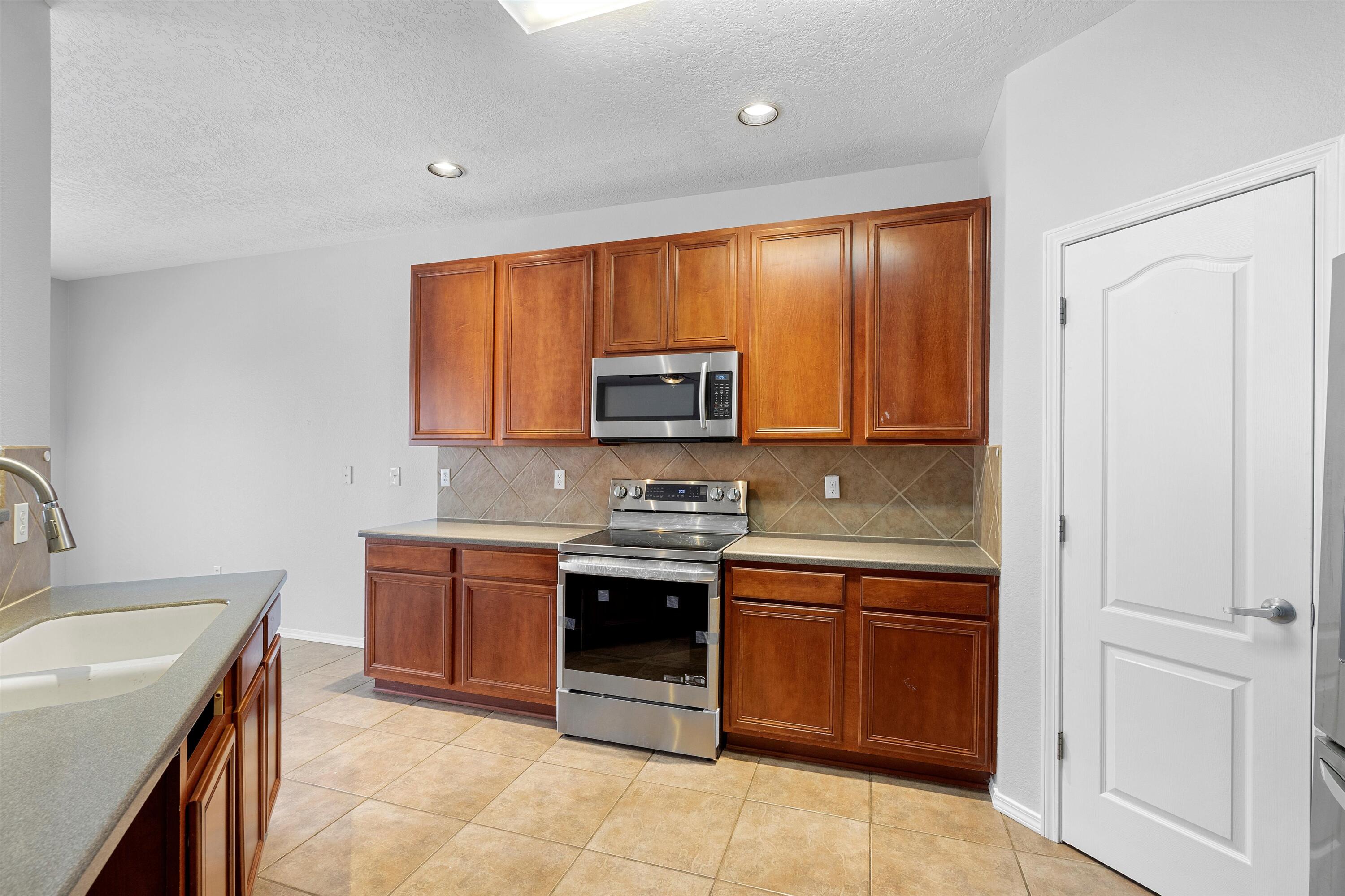 3500 Sun Mesa Street SW