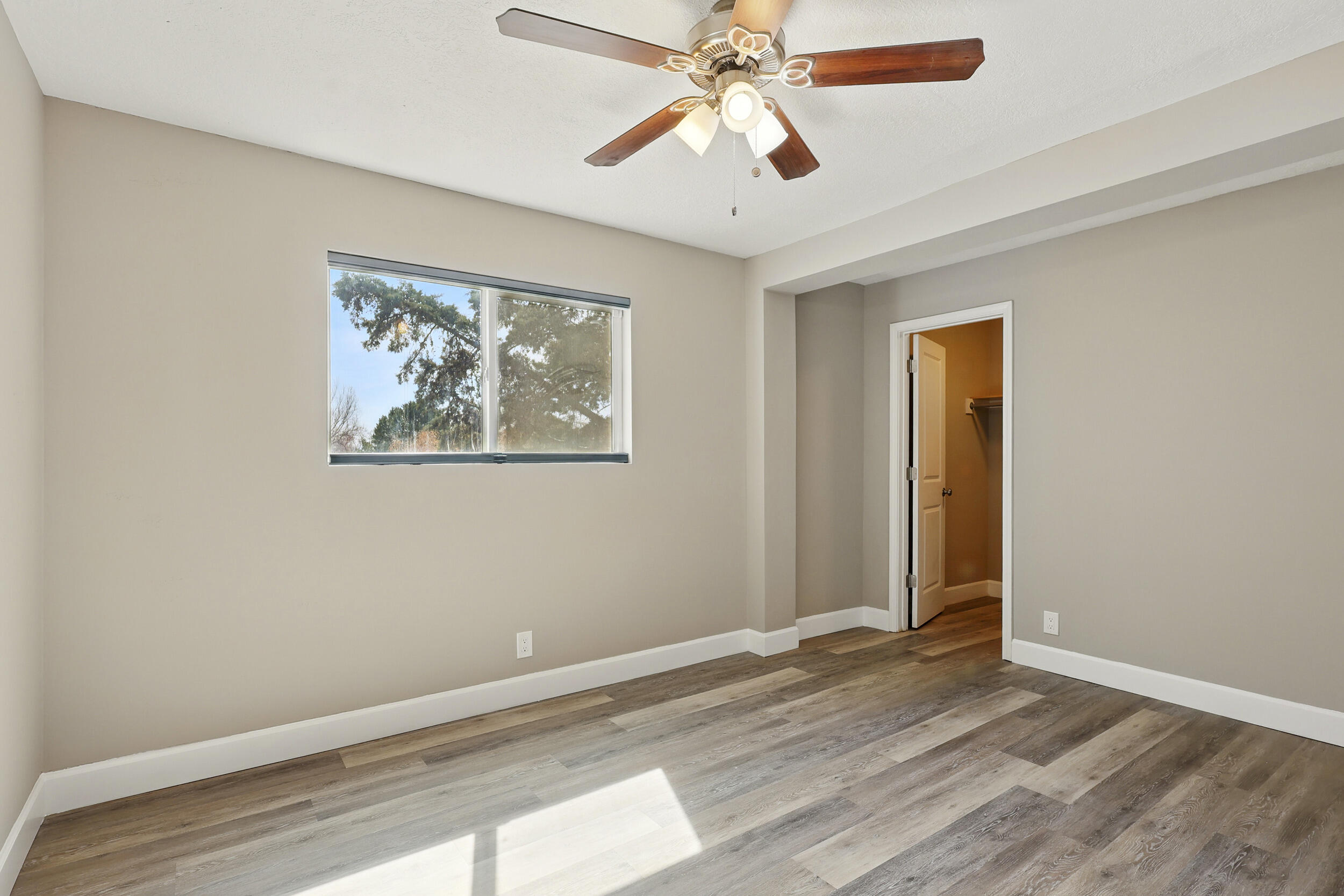 1308 Linda Court NW
