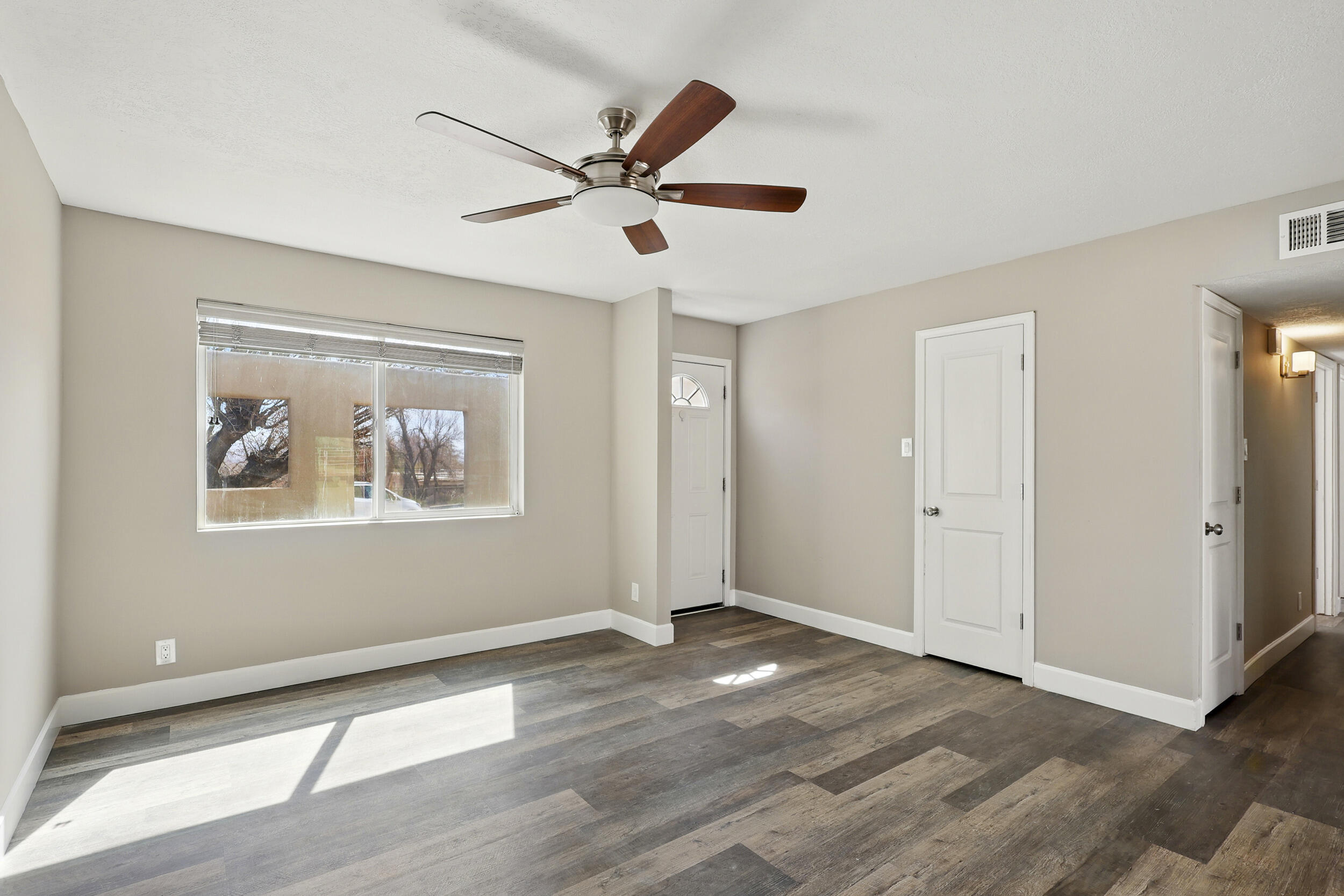 1308 Linda Court NW