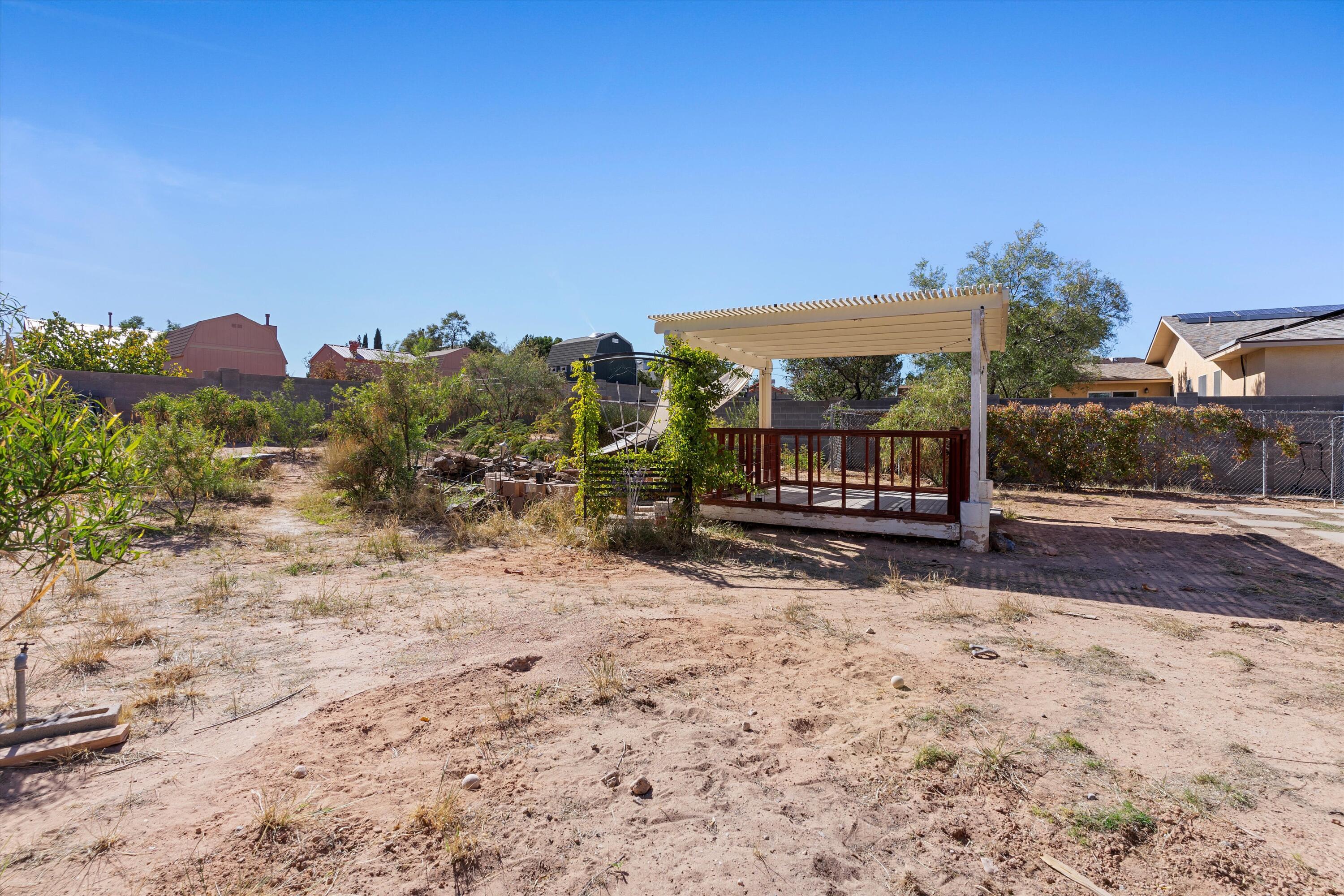 6968 ALBANY HILLS Drive NE