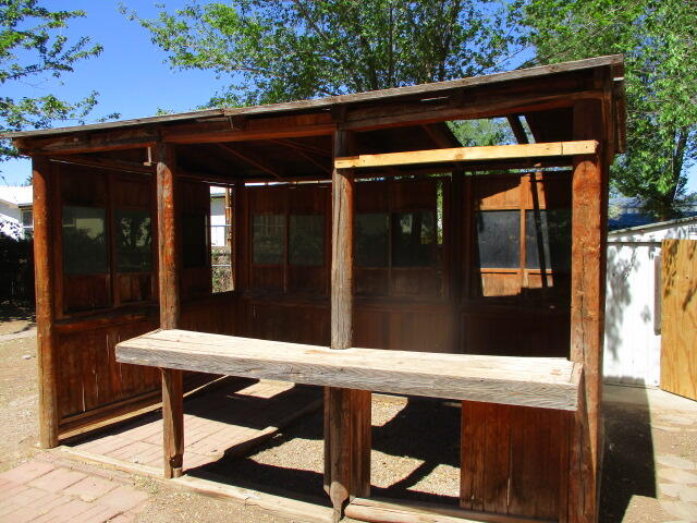707 MOUNTAIN VIEW Drive