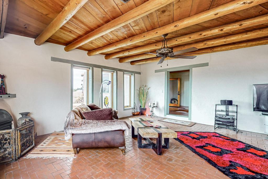 1440 Calle Cielo Vista Road