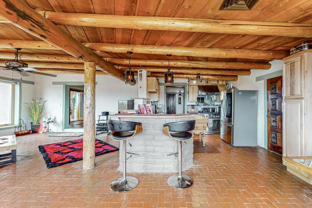 1440 Calle Cielo Vista Road