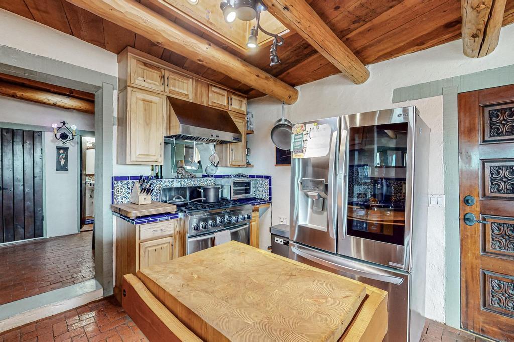 1440 Calle Cielo Vista Road