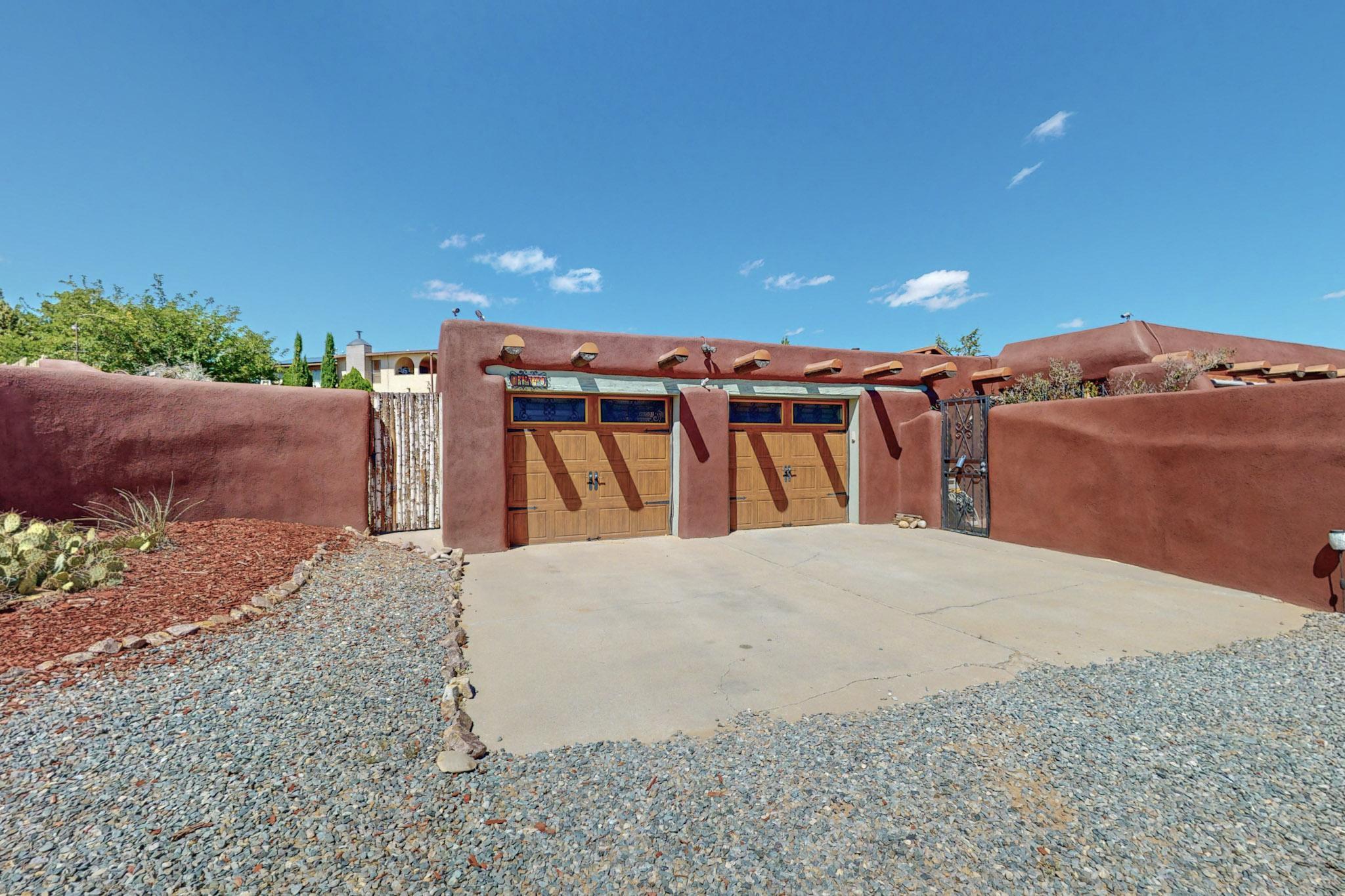 1440 Calle Cielo Vista Road
