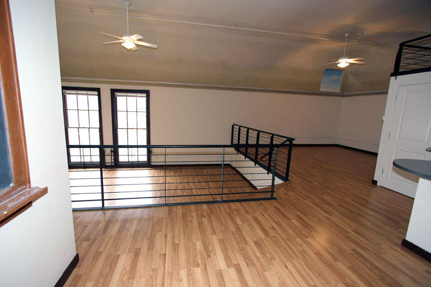 301 CENTRAL Avenue NE 305