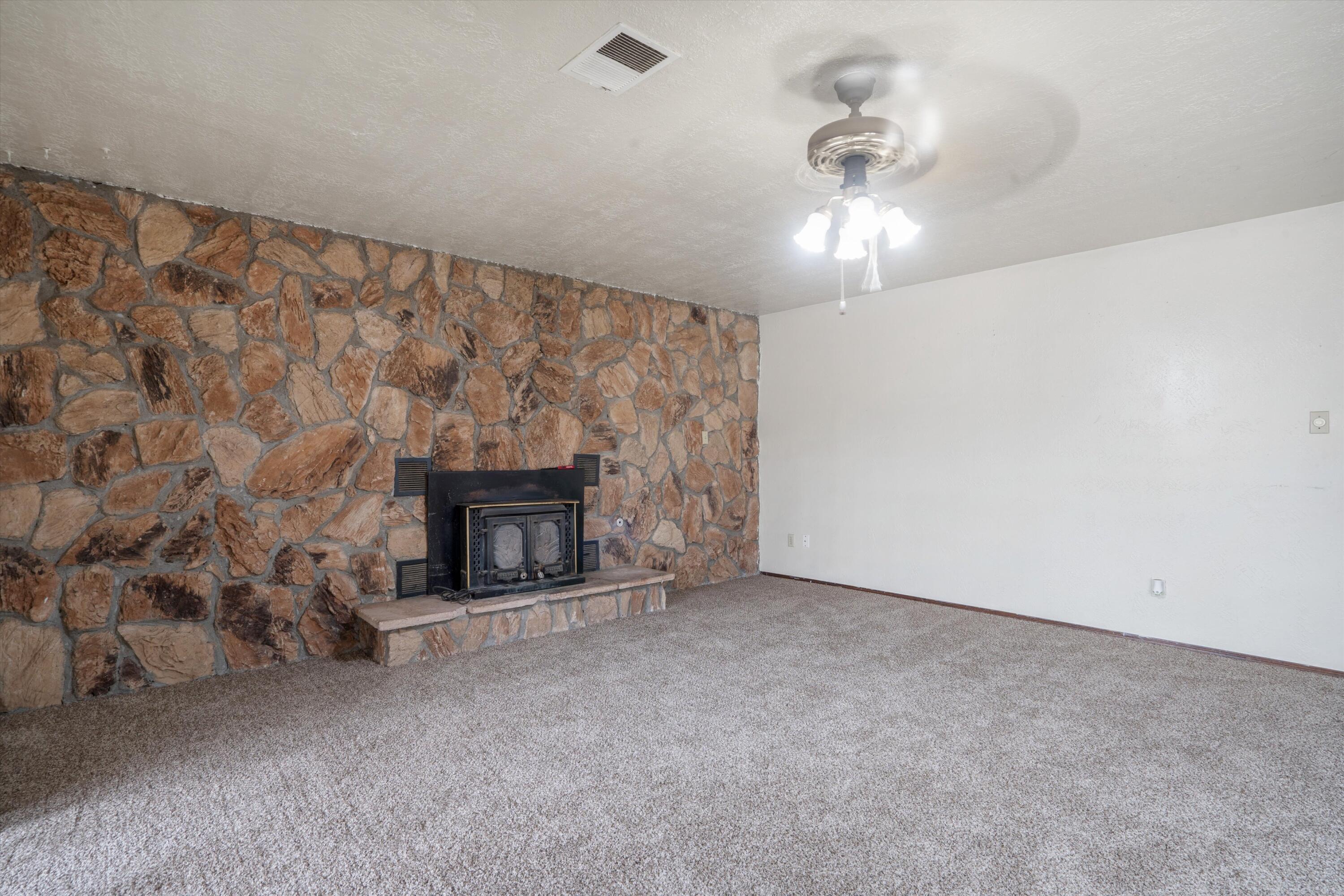420 Regina Drive NW