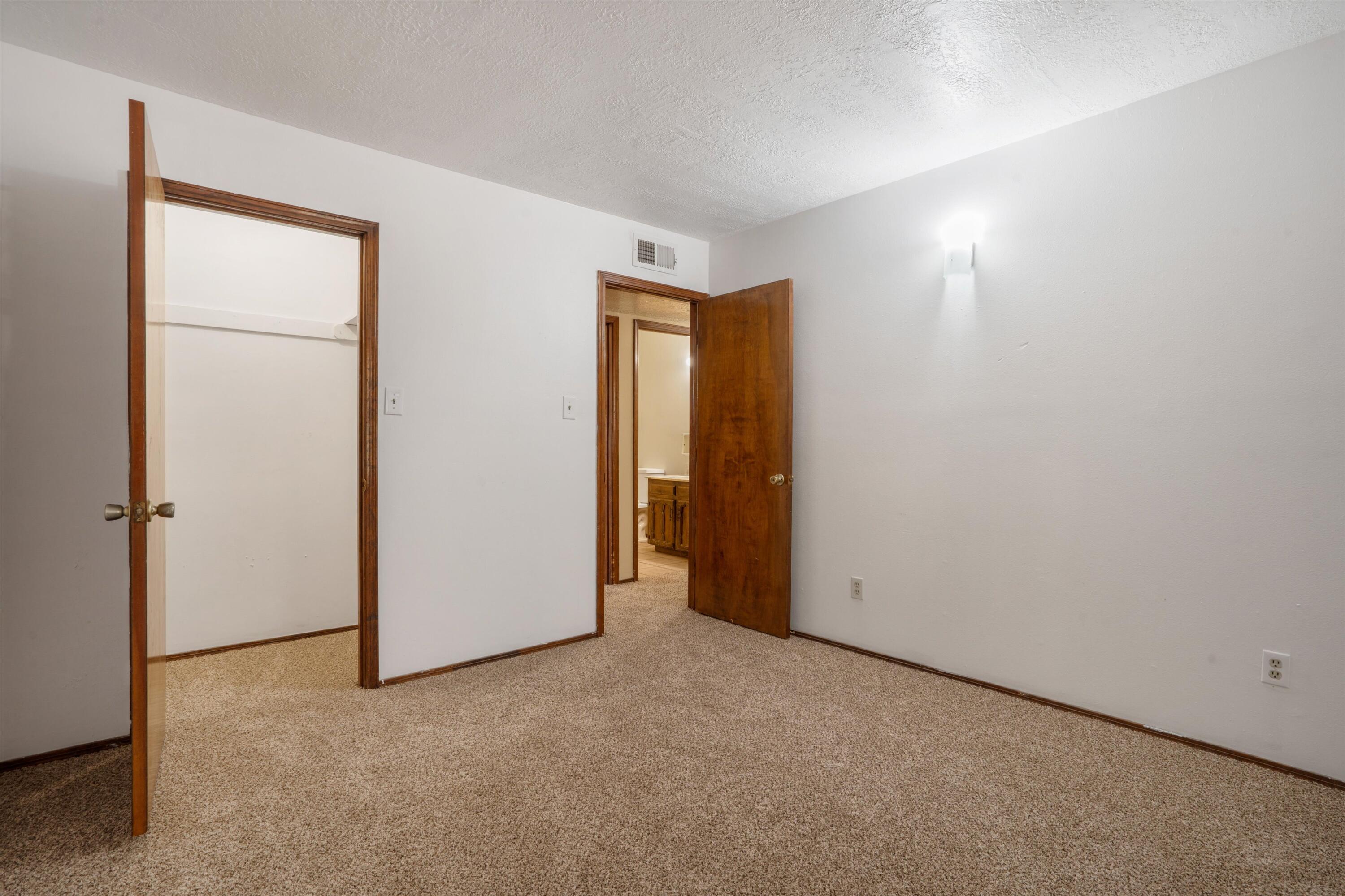 420 Regina Drive NW