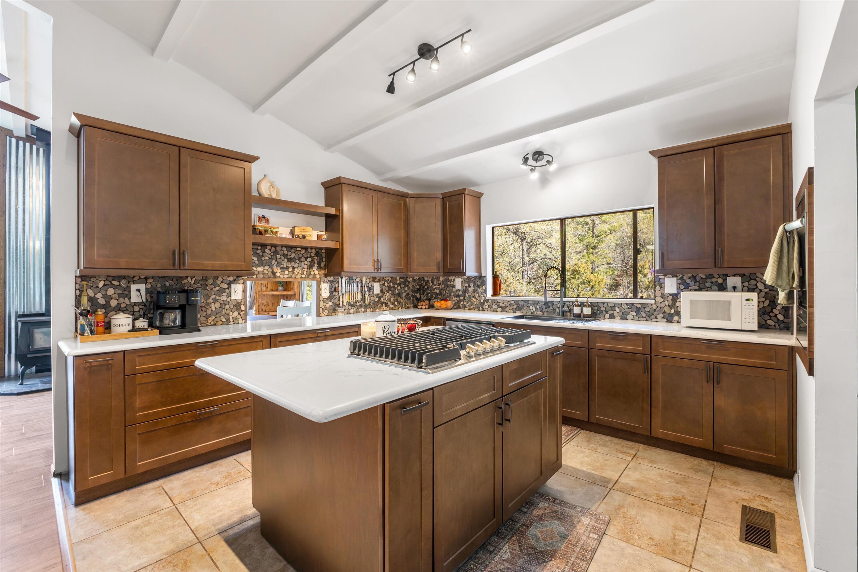 750 San Diego Loop