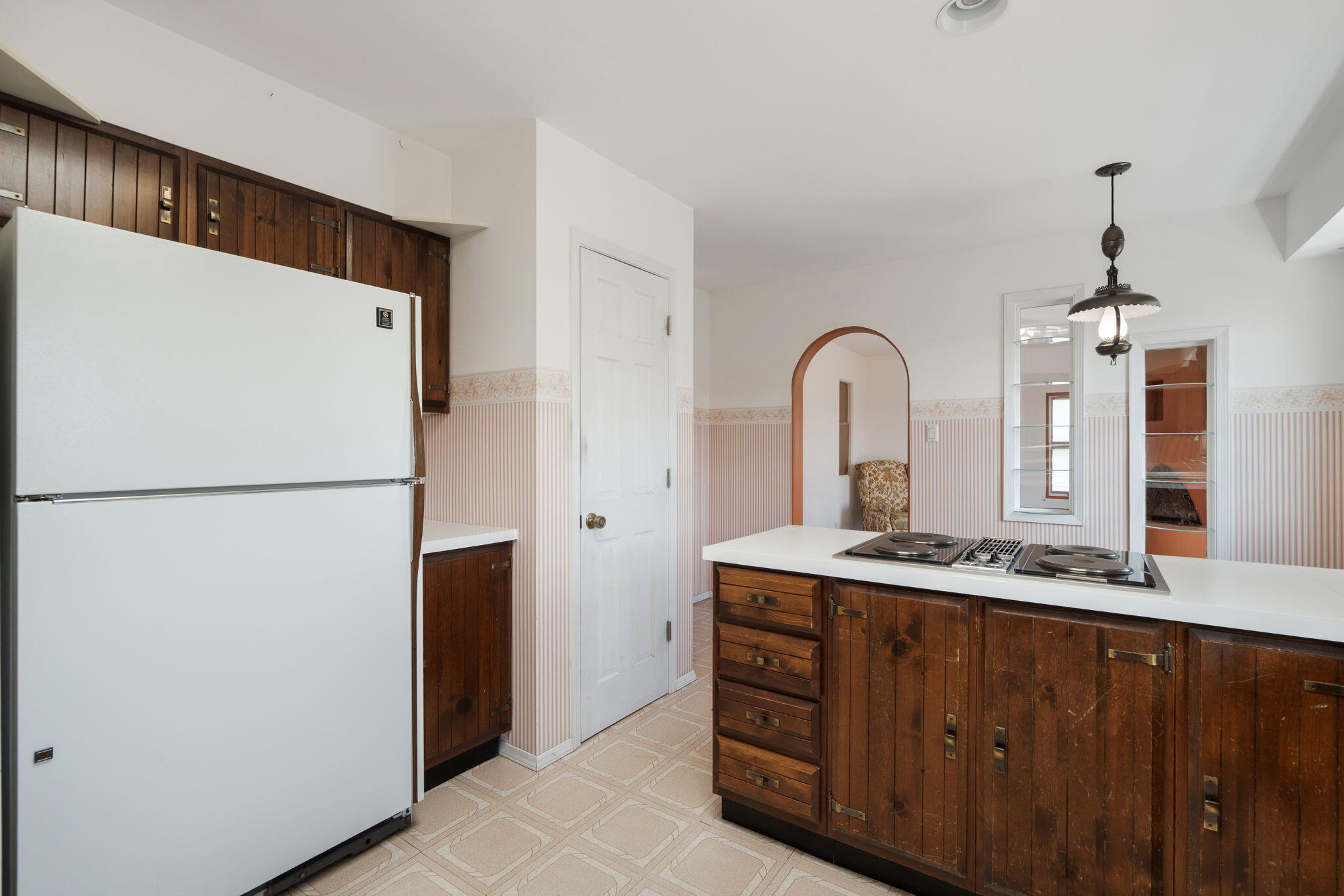 689 Gonzales Road