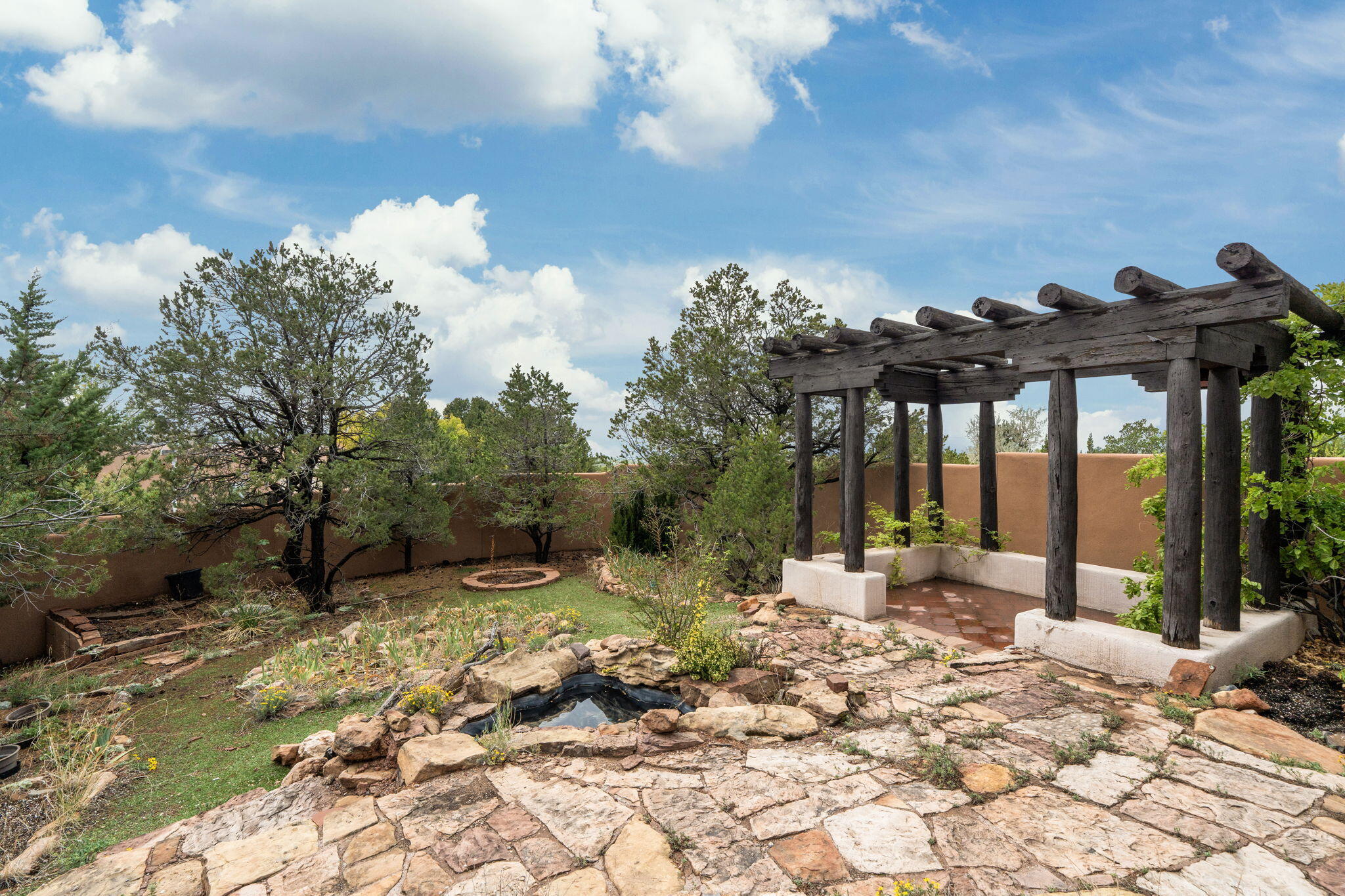 689 Gonzales Road