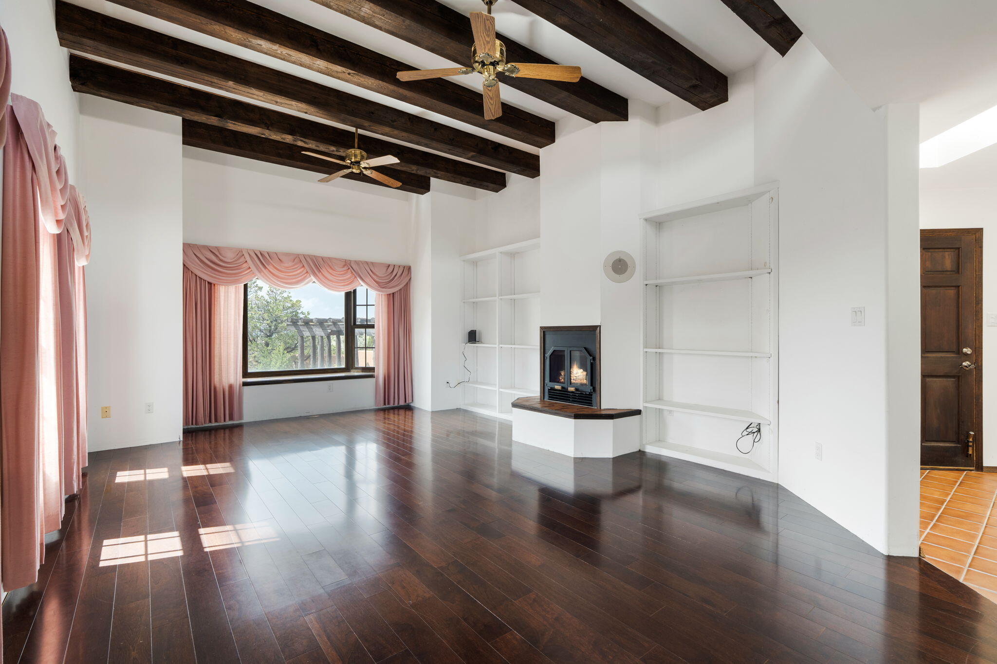 689 Gonzales Road