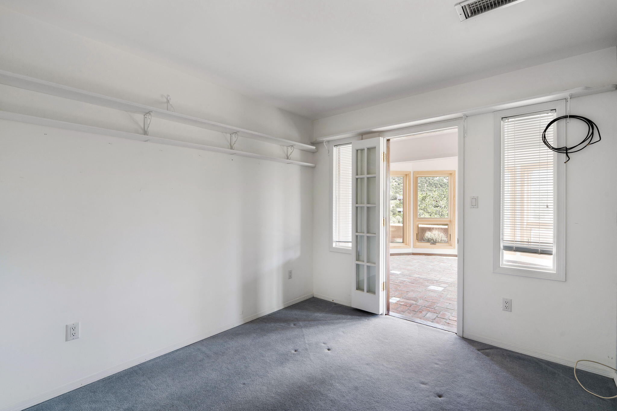 689 Gonzales Road