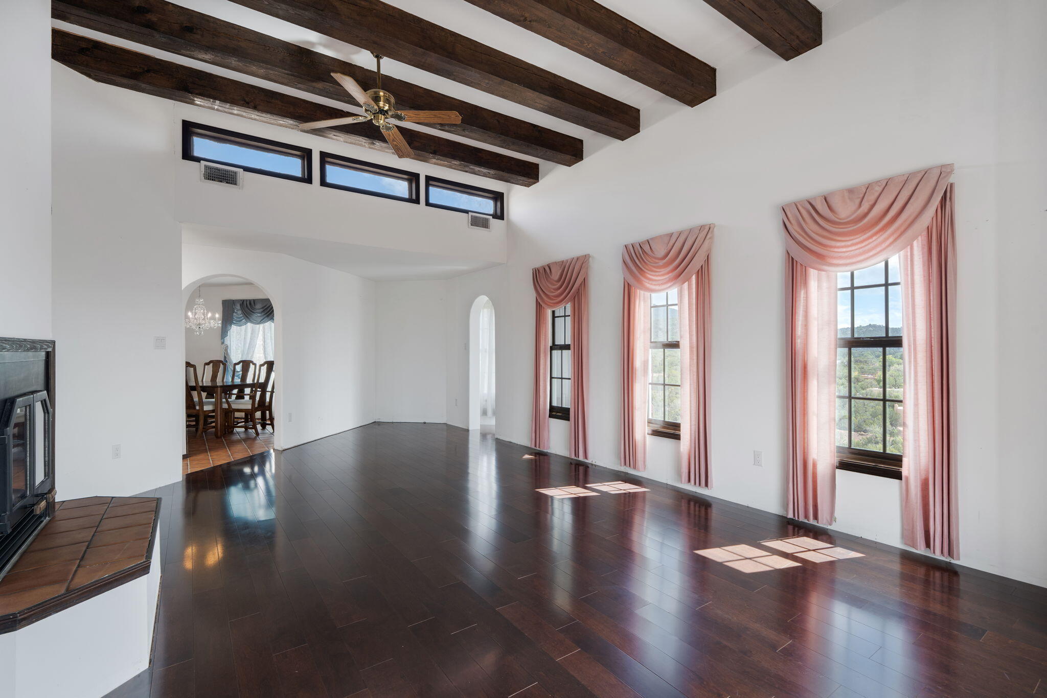 689 Gonzales Road