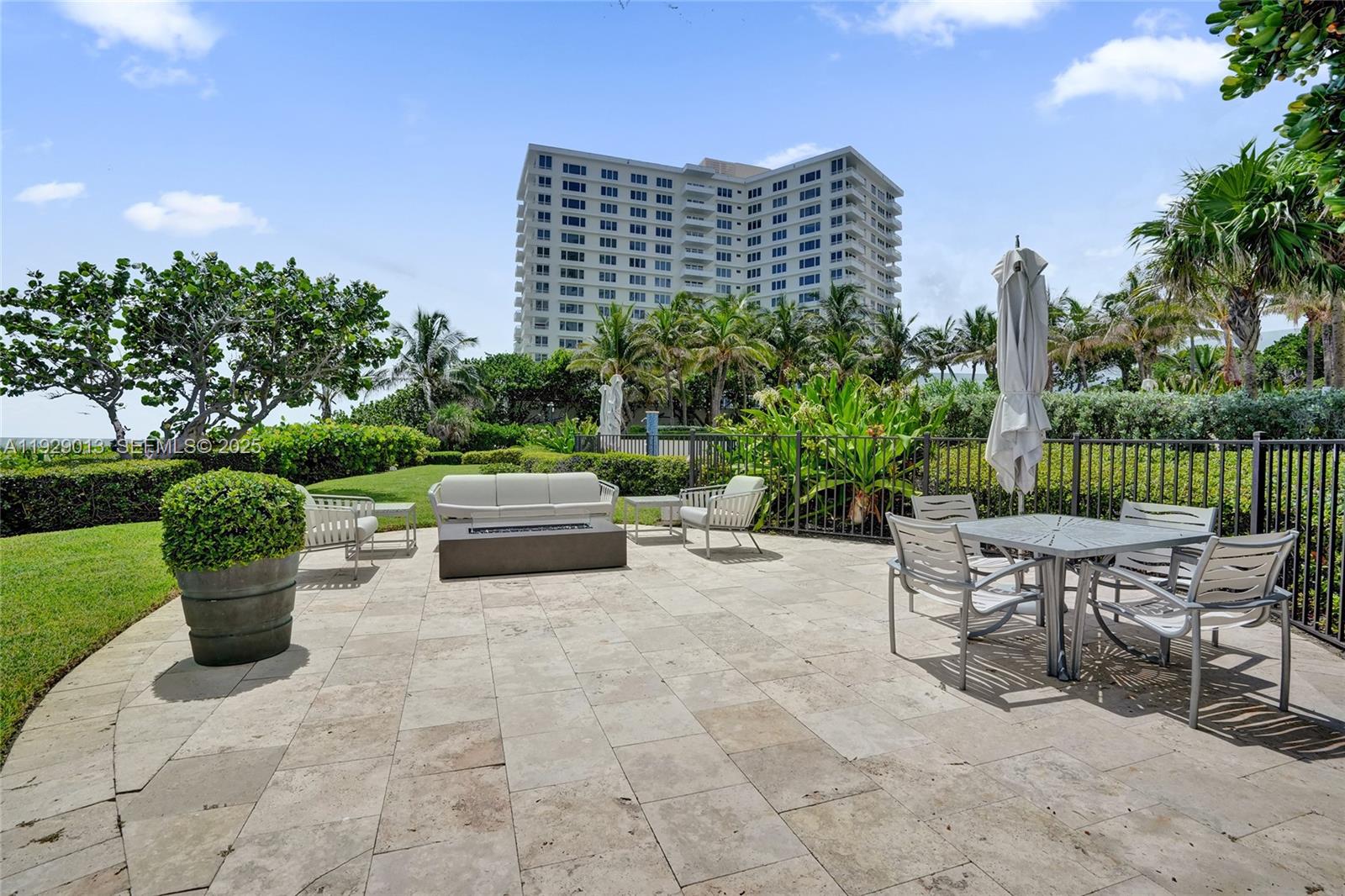 550 S Ocean Boulevard Ph-05