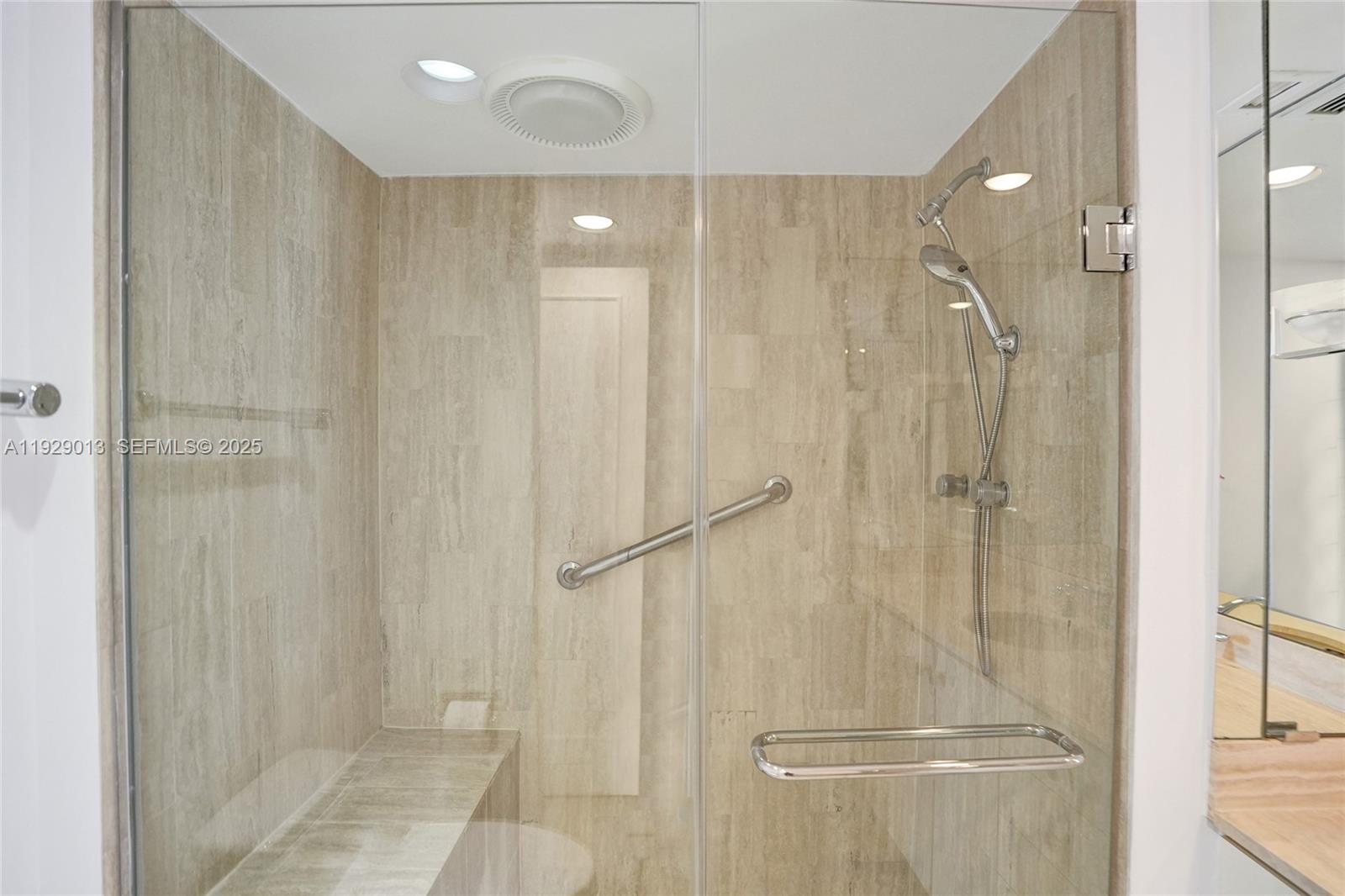 550 S Ocean Boulevard Ph-05