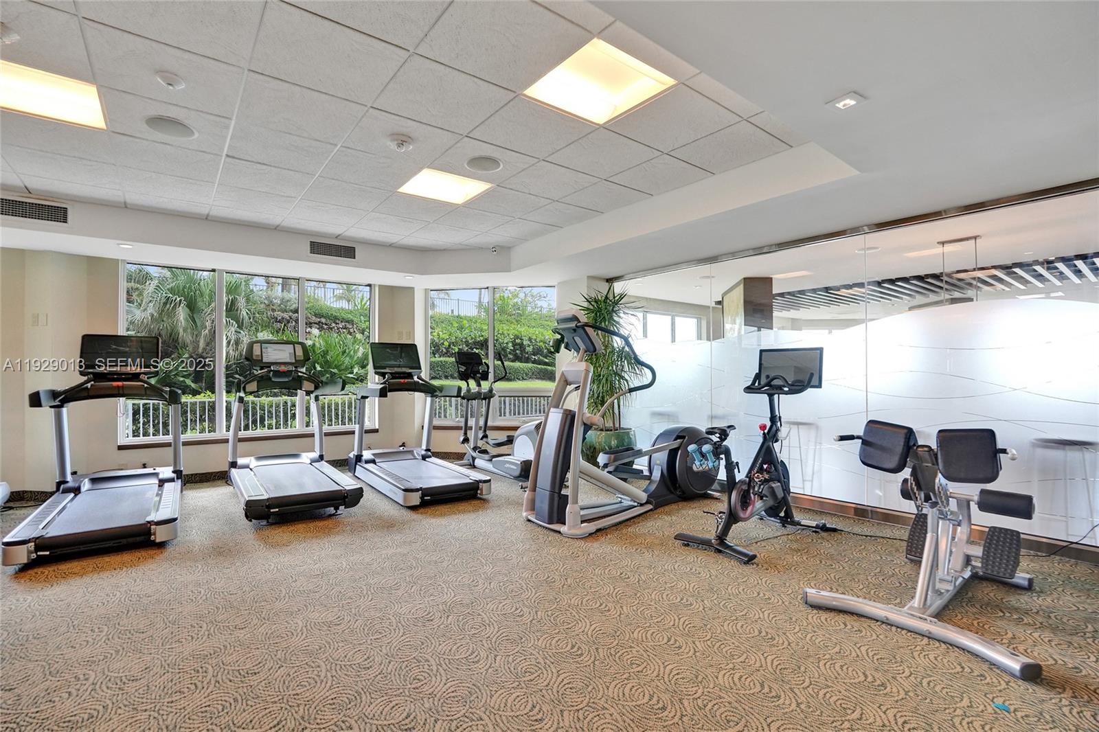 550 S Ocean Boulevard Ph-05