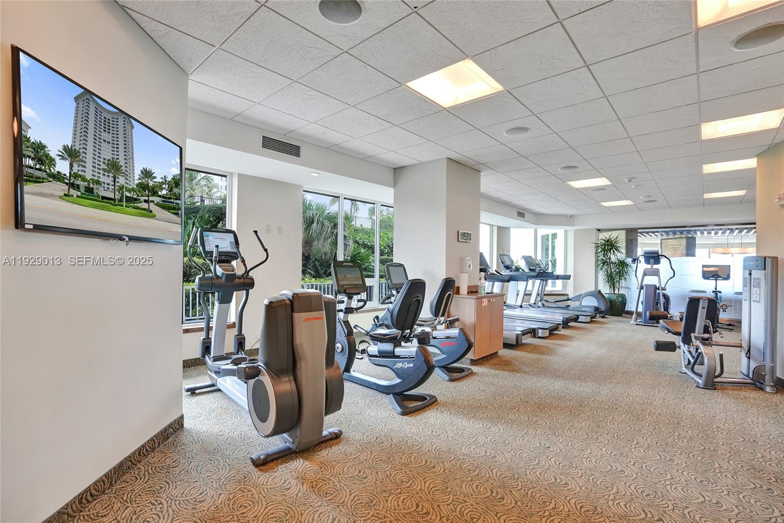 550 S Ocean Boulevard Ph-05