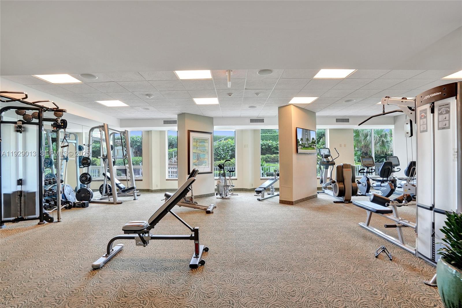 550 S Ocean Boulevard Ph-05