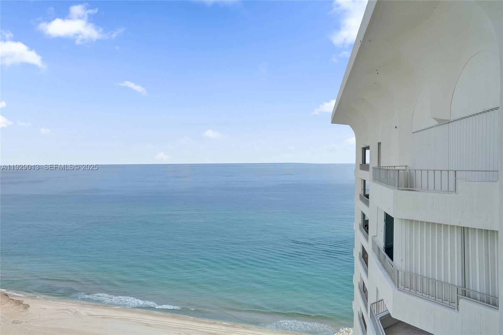 550 S Ocean Boulevard Ph-05