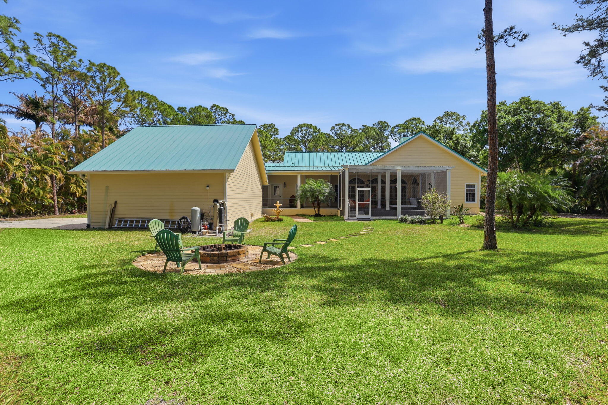 17241 N 123rd Ter Terrace N, Farms