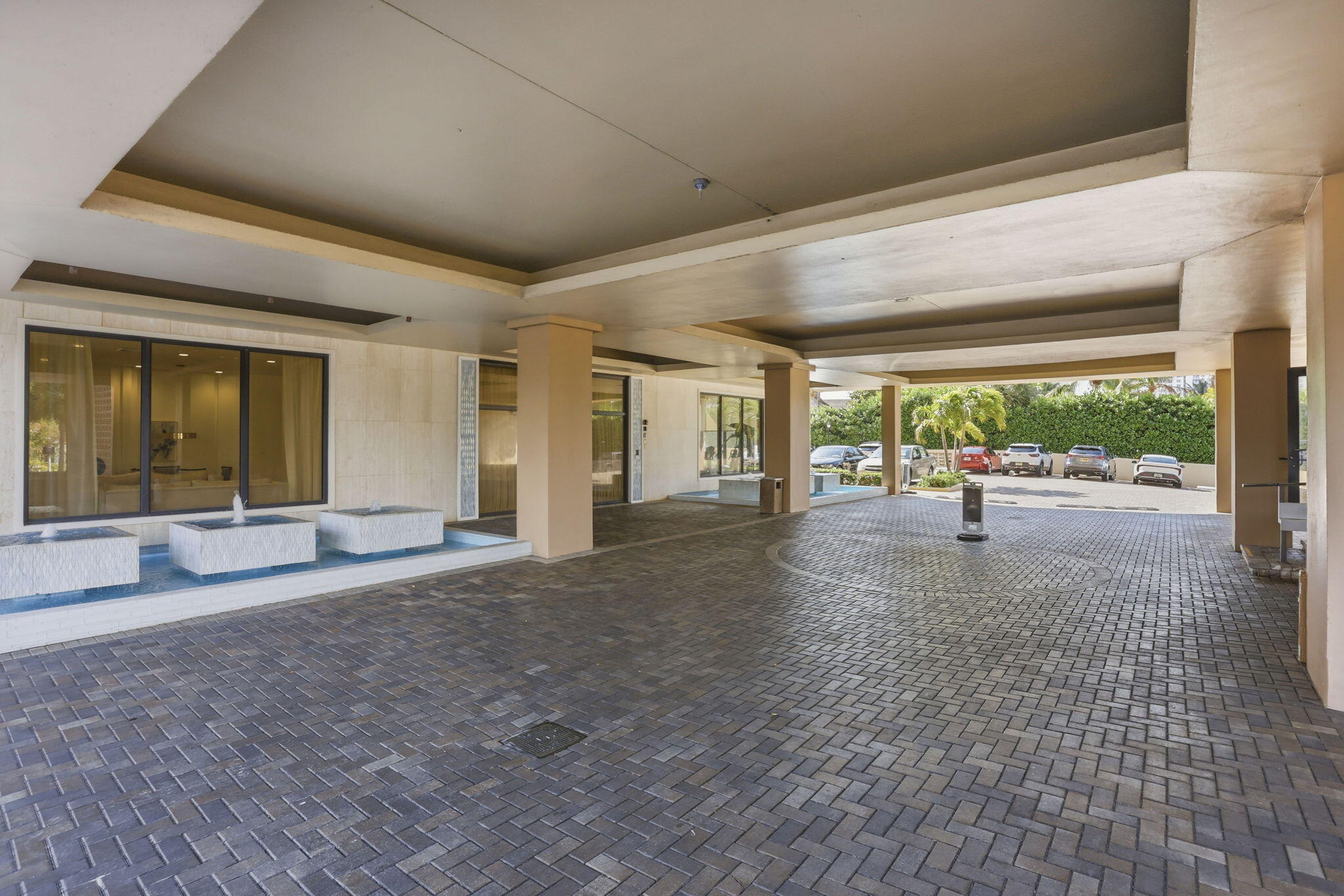2000 S Ocean Boulevard 2l, Lauderdale-By-The-Sea Unit: 2l