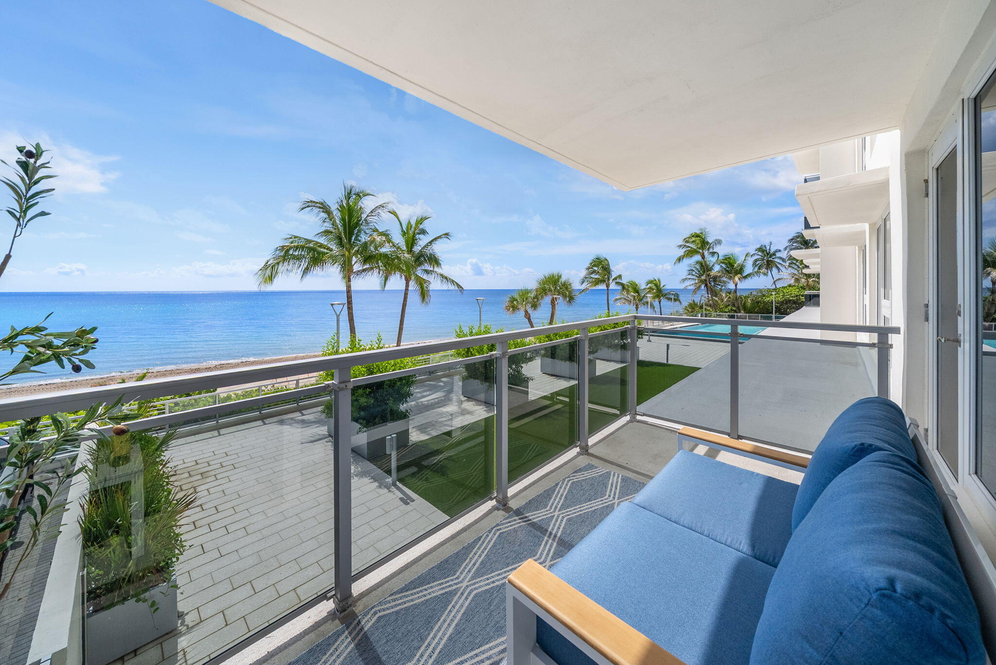 2066 N OCEAN Boulevard 2NE