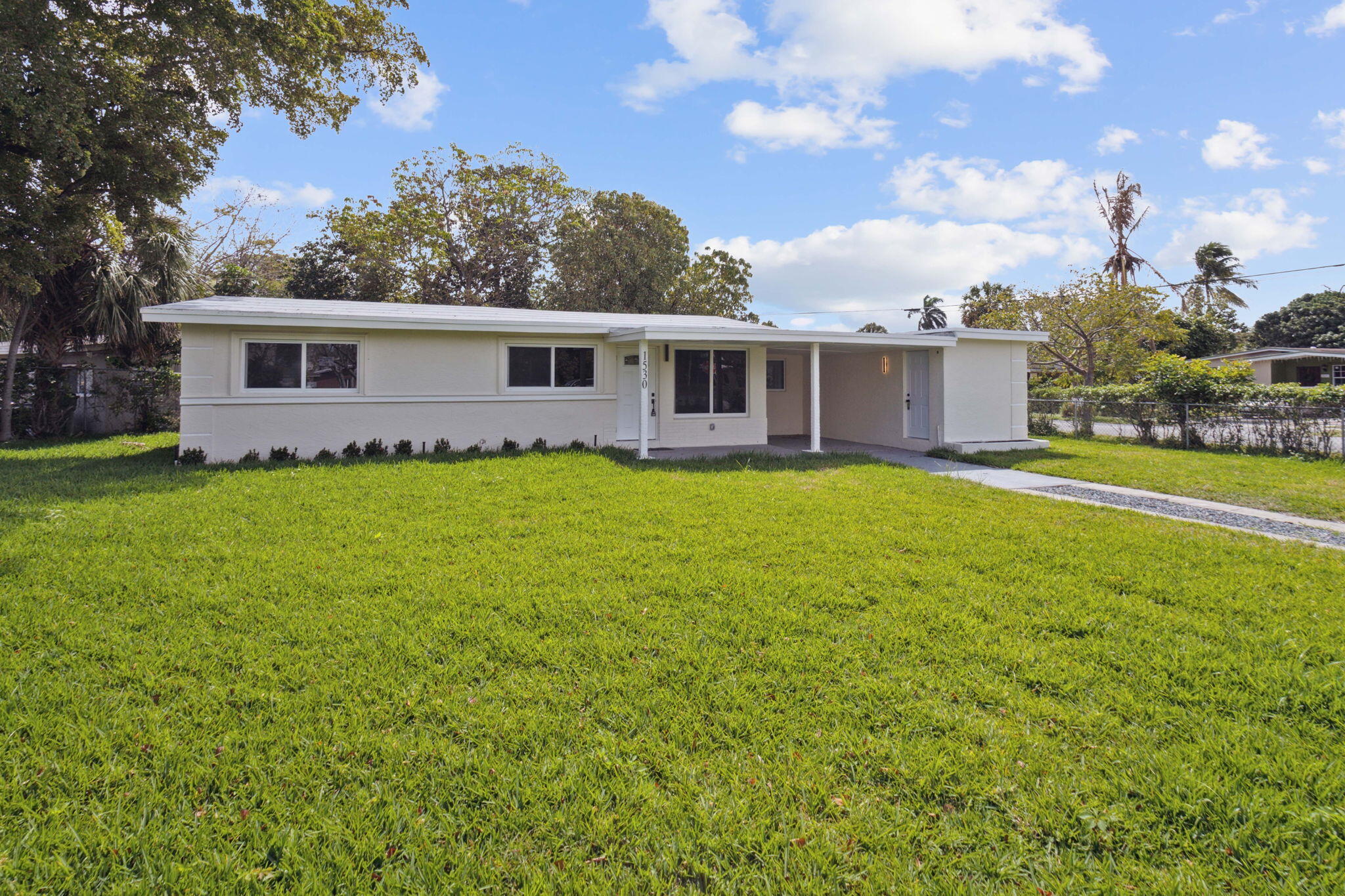 1530 NW 18TH Court