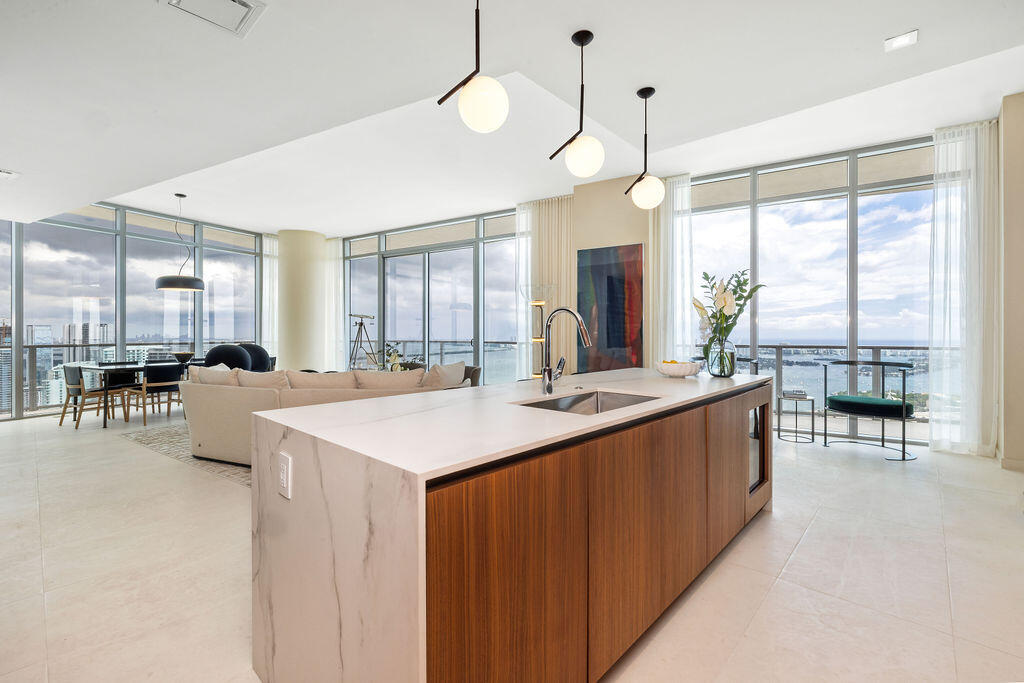 1400 Biscayne Boulevard 5104