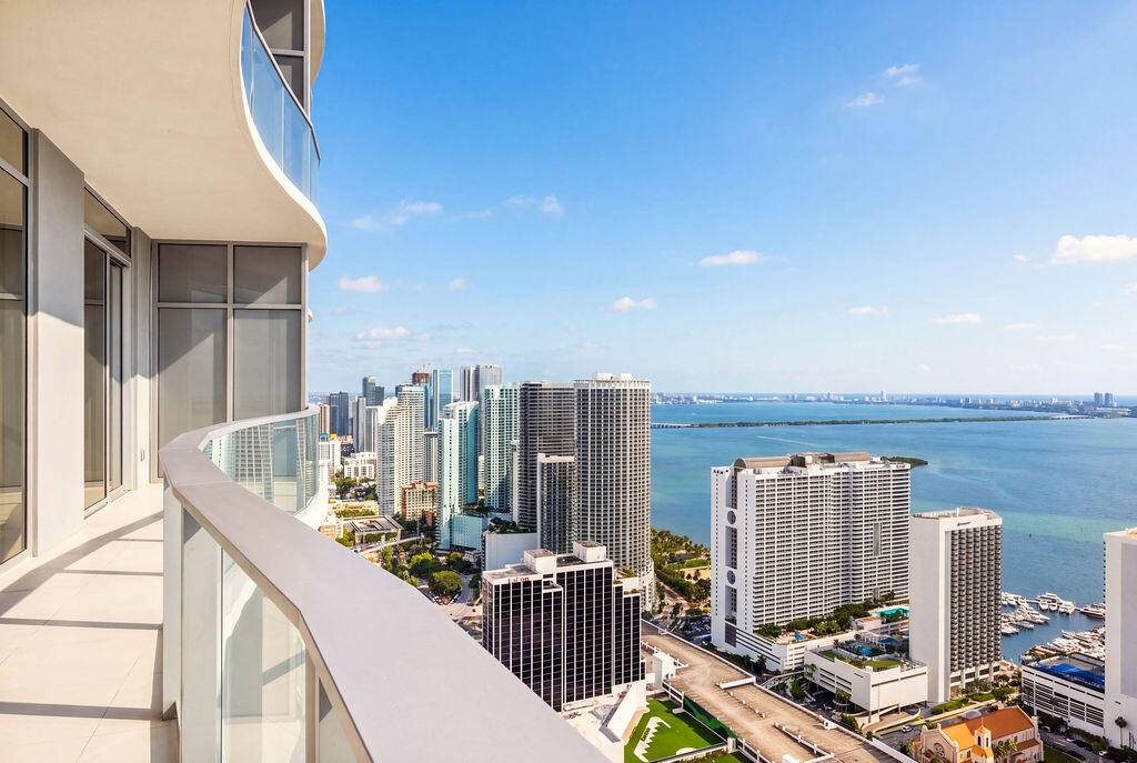 1400 BISCAYNE Boulevard 5103