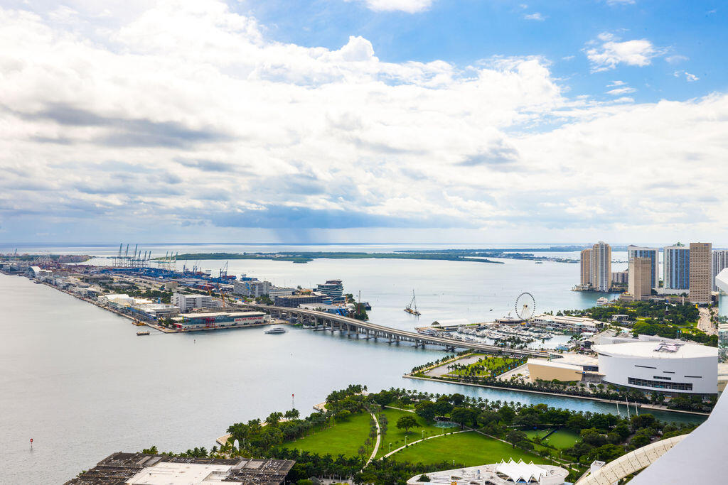 1400 BISCAYNE Boulevard 5103