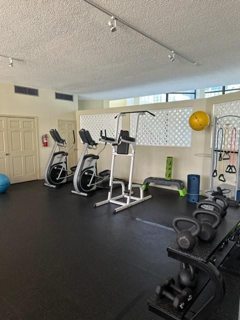 1000 Parkview Drive 102, Hallandale Beach Unit: 102