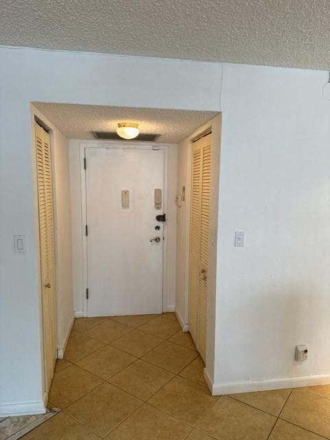 1000 Parkview Drive 102, Hallandale Beach Unit: 102
