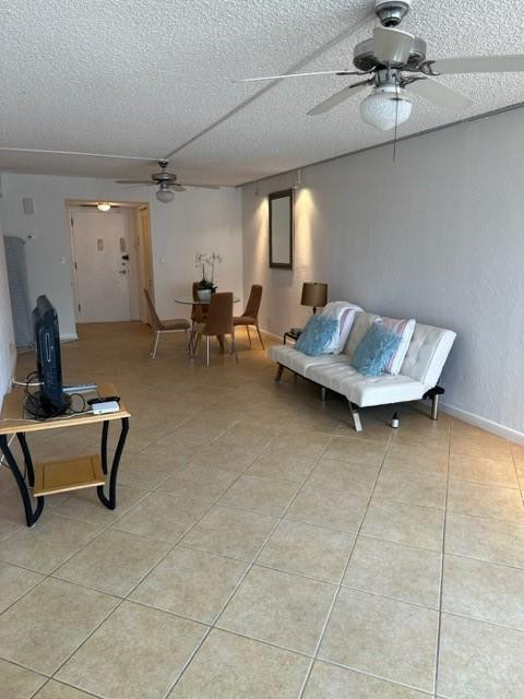 1000 Parkview Drive 102, Hallandale Beach Unit: 102